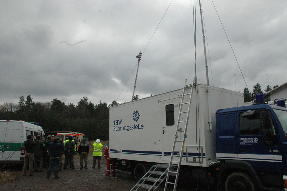 Richtfunkmast Frohnau - Der Mast kippt.